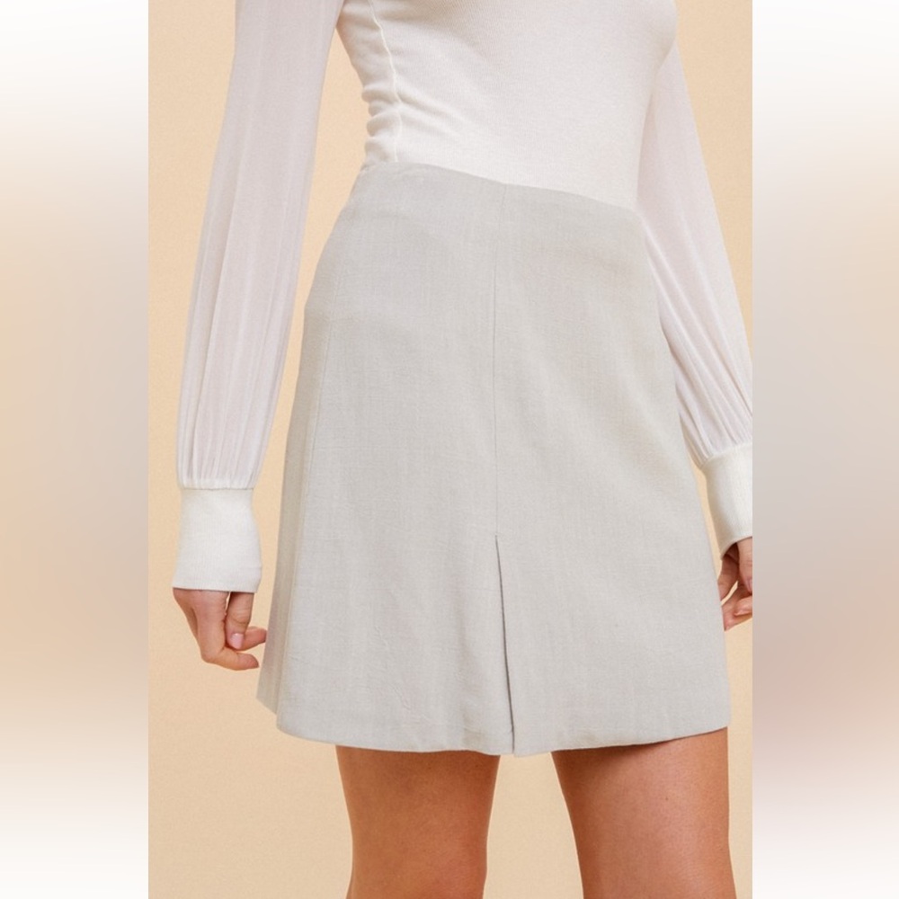 922. Elegant Linen Skirt Light Blue Gray New Item NWT